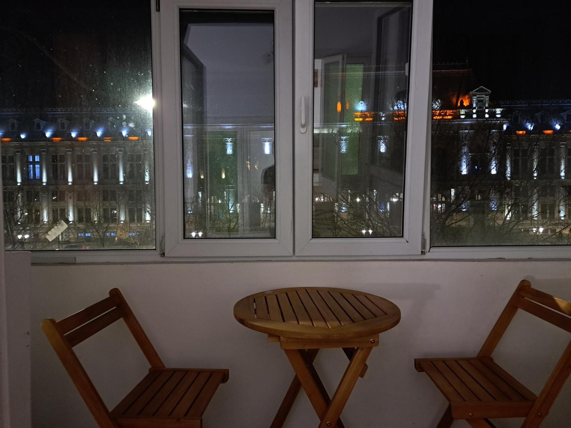 Apartamento Amytis Flat Old City Bucarest Exterior foto