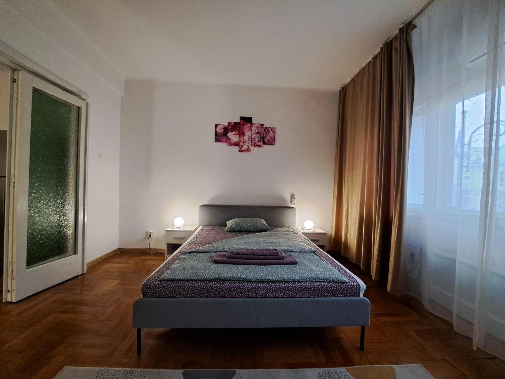 Apartamento Amytis Flat Old City Bucarest Exterior foto